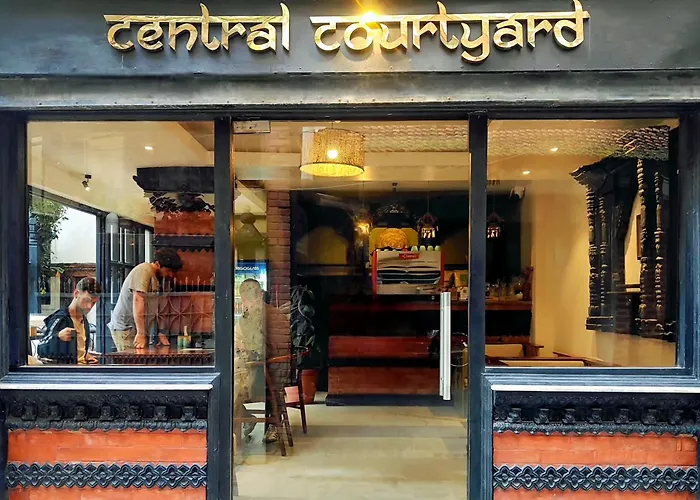 Hotel Courtyard - Heritage Hoetel & Artisan Cafe 3*