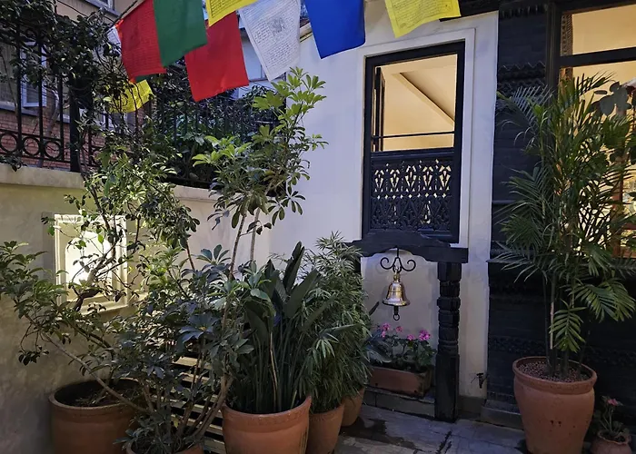 Courtyard - Heritage Hoetel & Artisan Cafe Hotel 3*