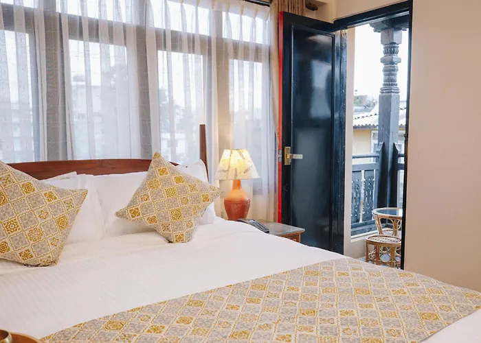 Courtyard - Heritage Hoetel & Artisan Cafe Hotel 3*