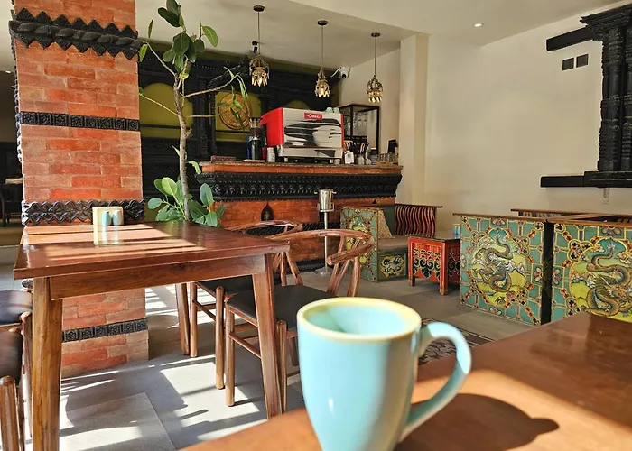 Hotel Courtyard - Heritage Hoetel & Artisan Cafe 3*
