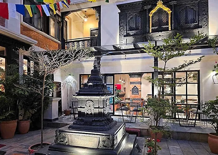 Hotel Courtyard - Heritage Hoetel & Artisan Cafe Kathmandu