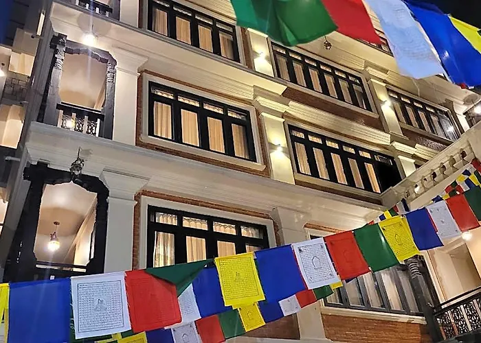 Hotel Courtyard - Heritage Hoetel & Artisan Cafe 3*